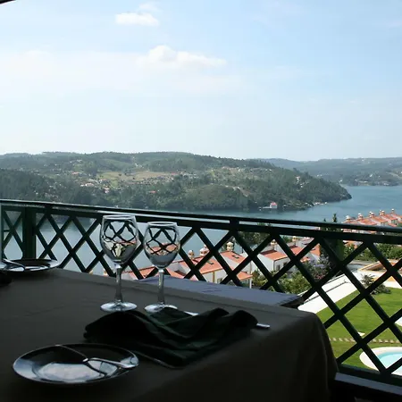 Hotel Segredos De Vale Manso 4*