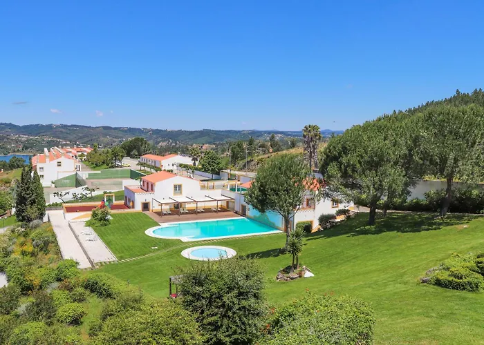 Segredos De Vale Manso מלון