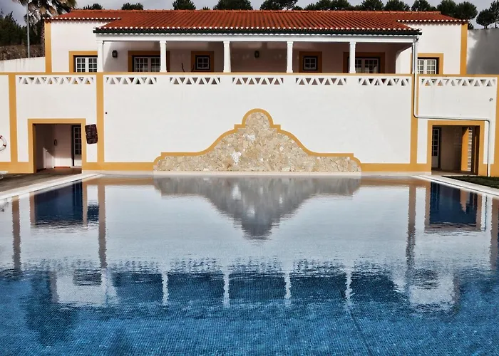 Segredos De Vale Manso 4* אברנטש