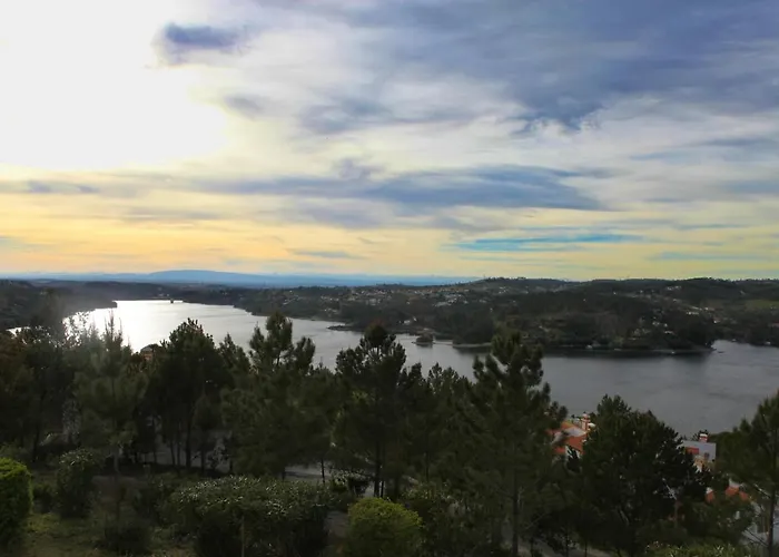 Segredos De Vale Manso מלון