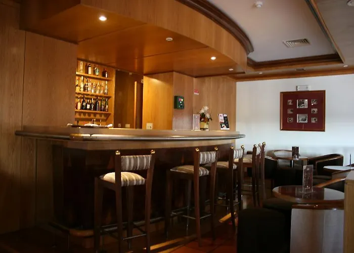 Segredos De Vale Manso 4* אברנטש